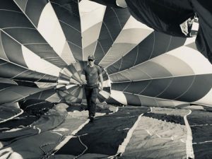 inside of a hot air balloon 300x225 - inside-of-a-hot-air-balloon